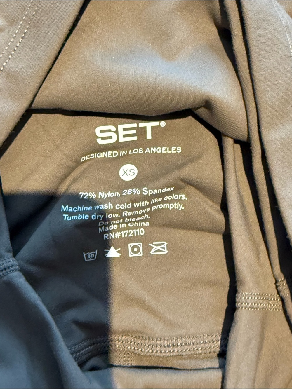 SET Active Breathe 1.0 Grain Color: Tank and Leggings Set XS - Picture 5 of 6